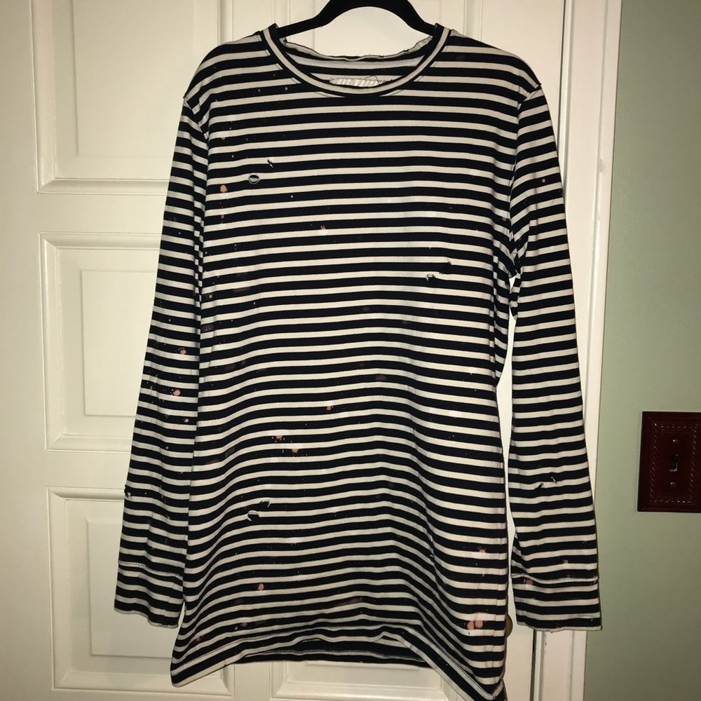 An “all white” shirt
